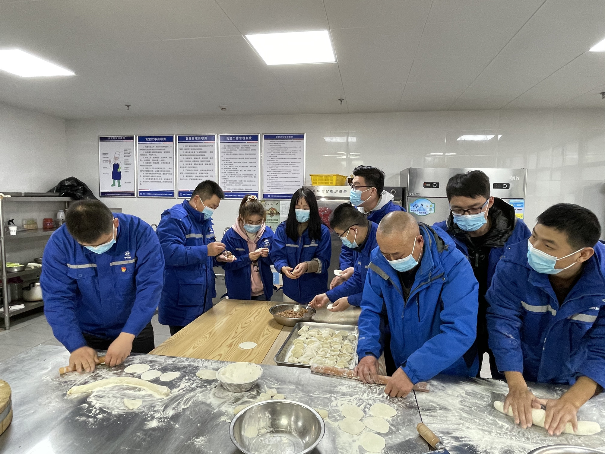 图层 0.jpg 图层 0.jpg