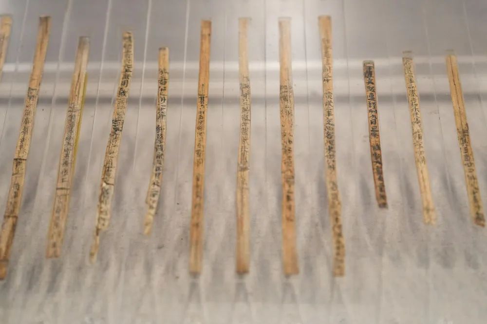 微信图片_20250415135734.jpg 微信图片_20250415135734.jpg